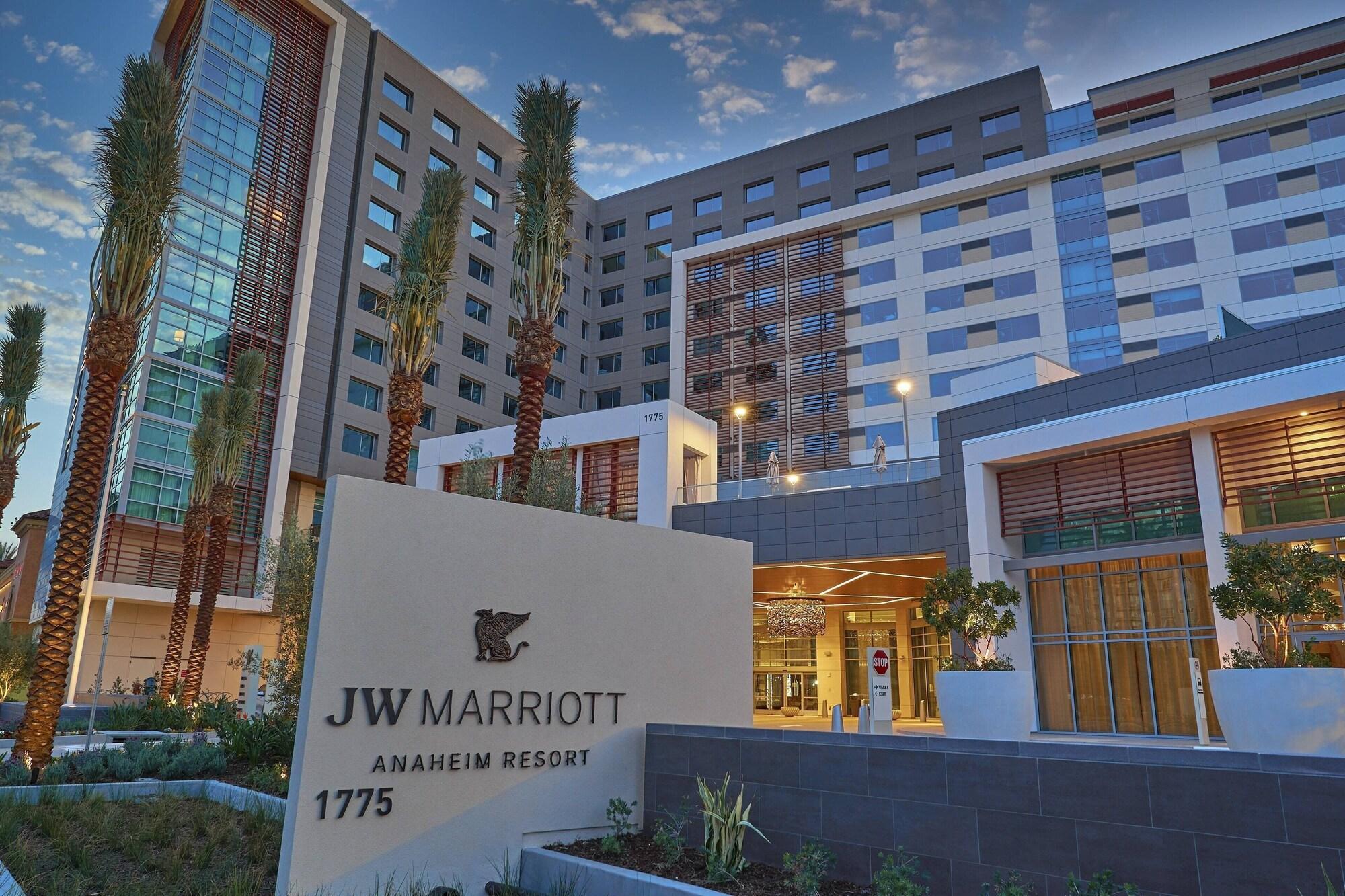 JW Marriott Anaheim Resort - photo 18