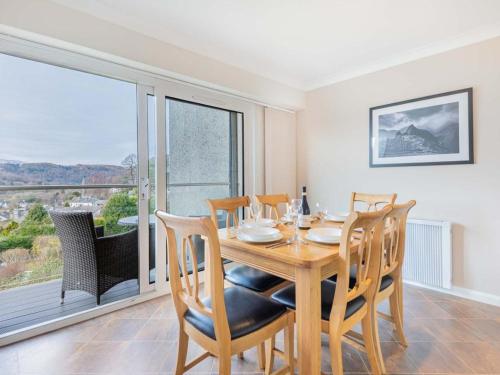 3 Bed in Ambleside oc sz040
