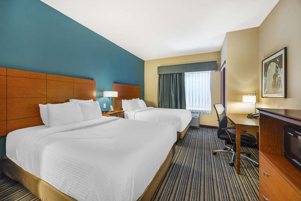 Best Western Plus Tuscumbia Muscle Shoals Hotel and Suites - photo 17
