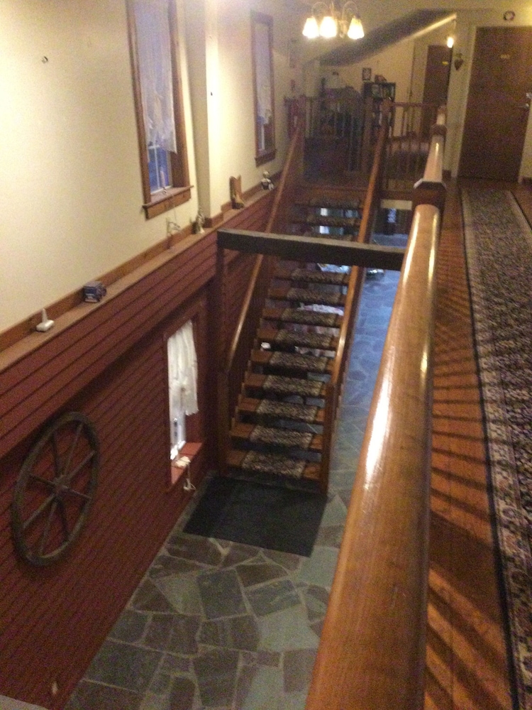 Stagecoach House Inn - photo 84