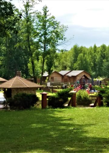 Mazowieckie Sioło Julianówka — hotel in Siennica