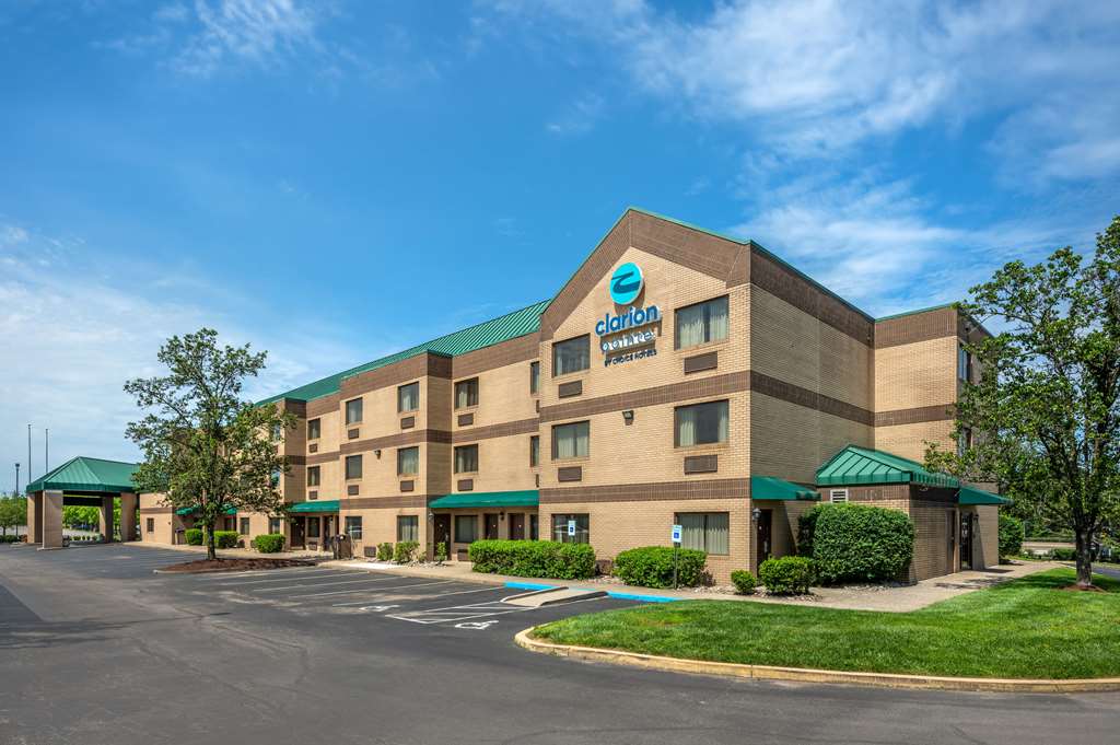 Clarion Pointe Louisville East - photo 2
