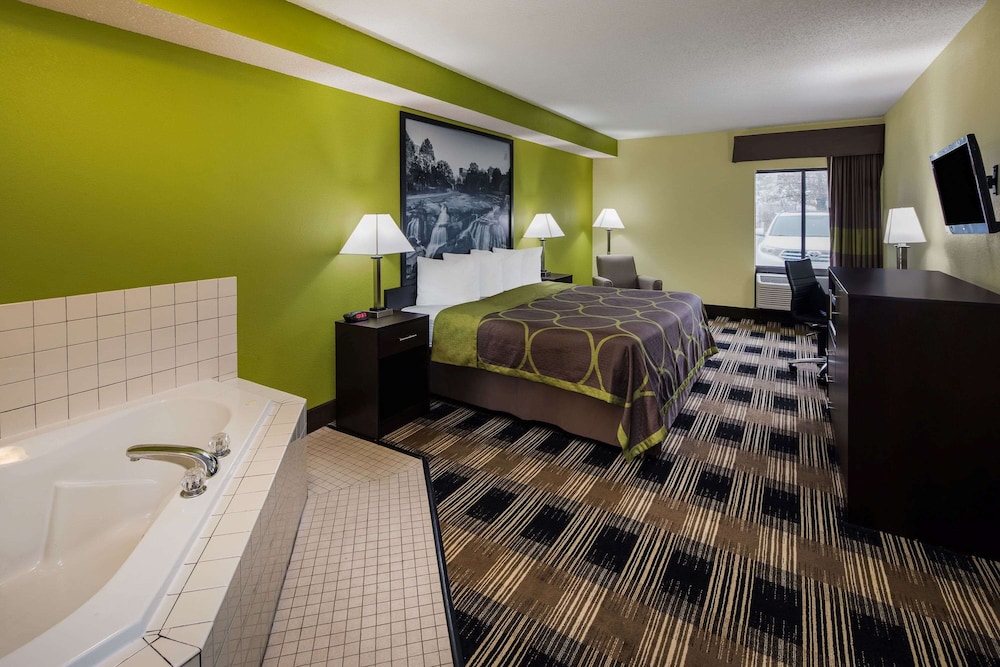 Super 8 by Wyndham Greer Spartanburg Area - photo 8