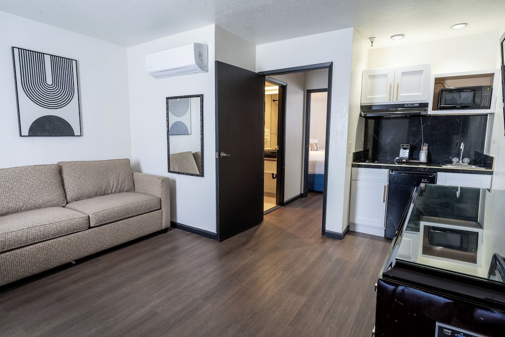 Sands Inn & Suites - photo 20