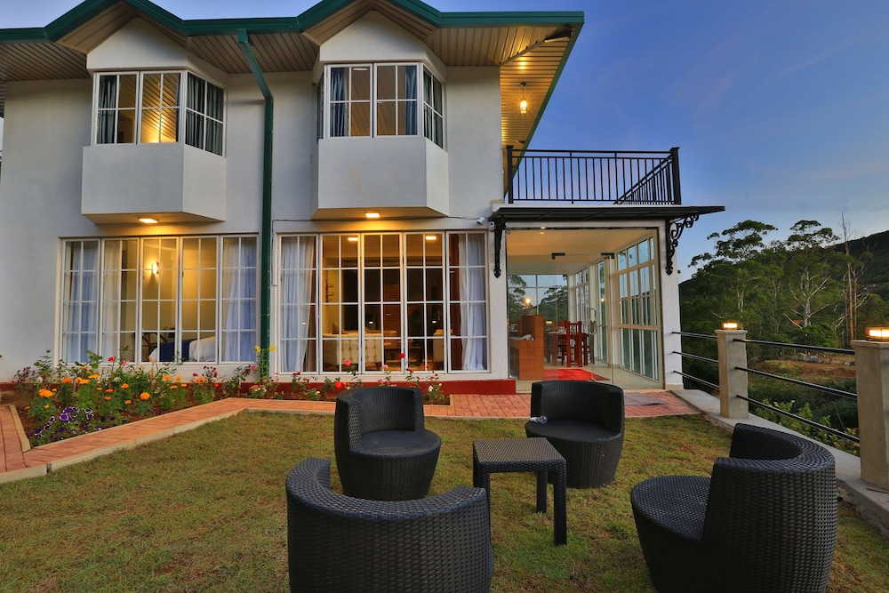 Lemas Holiday Bungalow — 4-Star Luxury Hotel in Nuwara Eliya, Sri Lanka