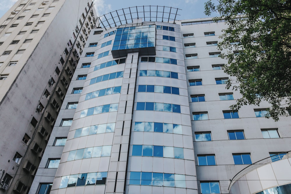 Plaza Real Suites Hotel in Rosario, Argentina