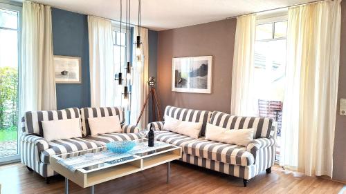 Haus am Achterwasser Ferienwohnung im EG — 4-Star Luxury Hotel in Ostseebad Zinnowitz, Germany