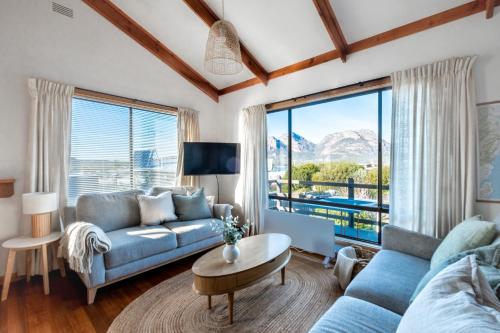 The Summer Shack Freycinet Holiday Houses in Coles Bay, Australia