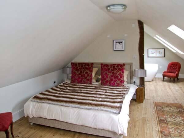The Old Smithy — 5-Star Luxury Hotel in Ashbourne, United Kingdom