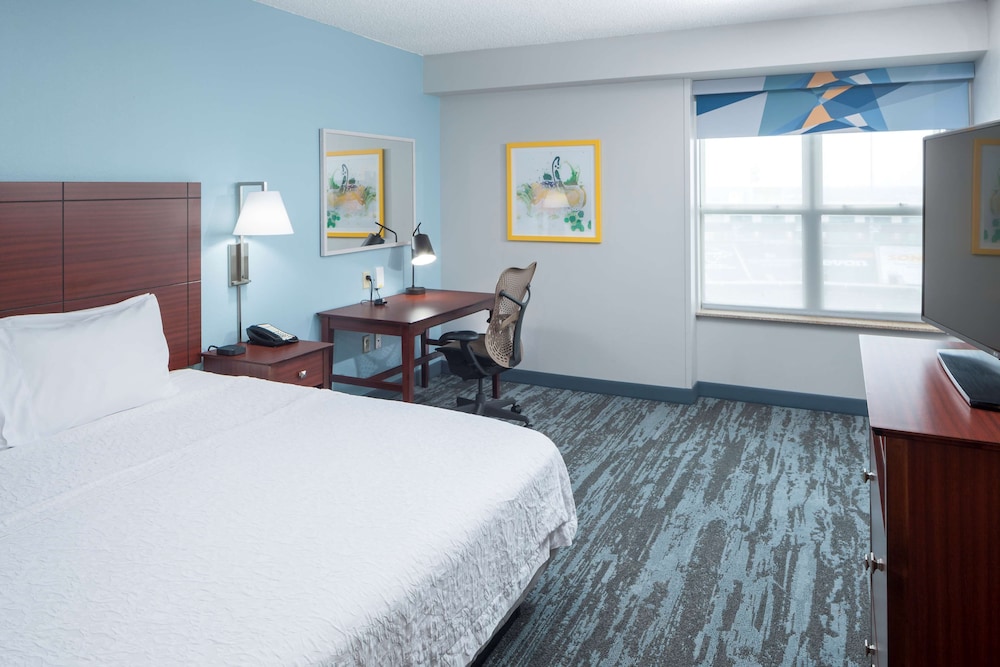 Hampton Inn & Suites Oklahoma City Bricktown - photo 12