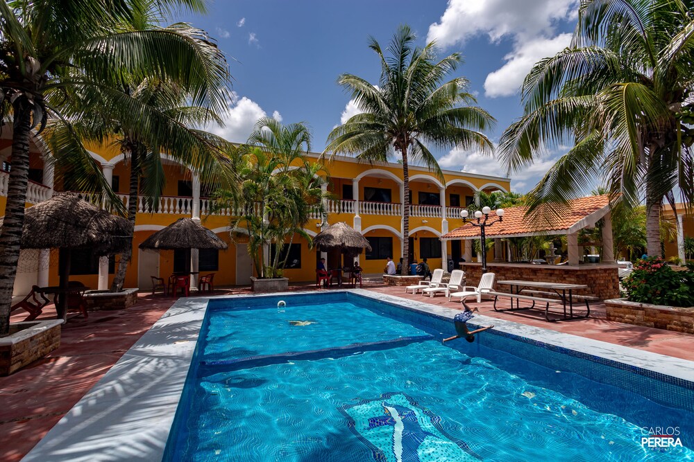 Hotel Los Arcos — hotel in Izamal