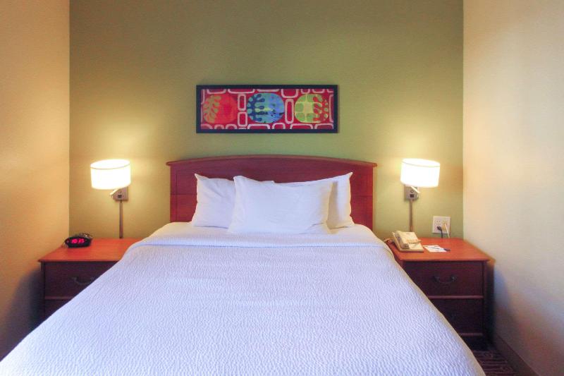 MainStay Suites Columbus Worthington - photo 23