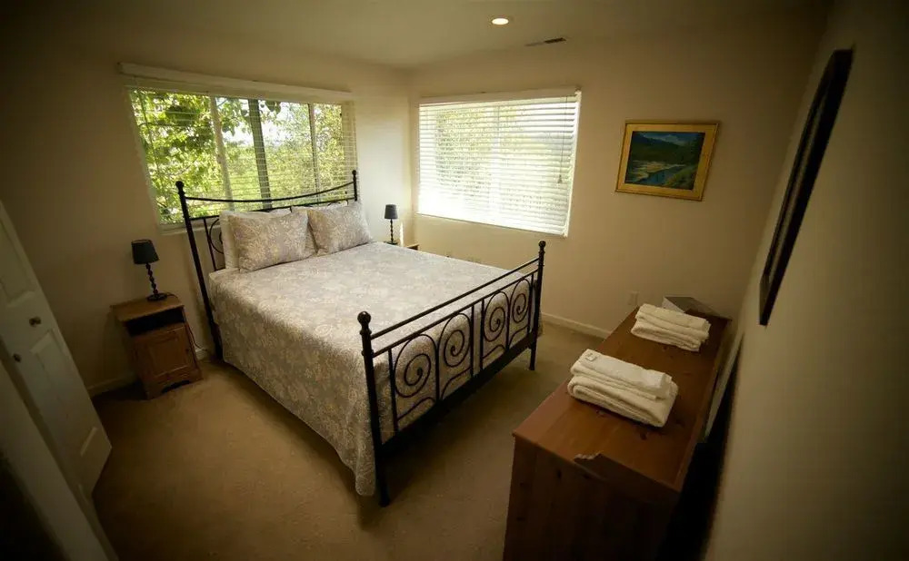 Hotel Charlotte Vacation Rentals - photo 3