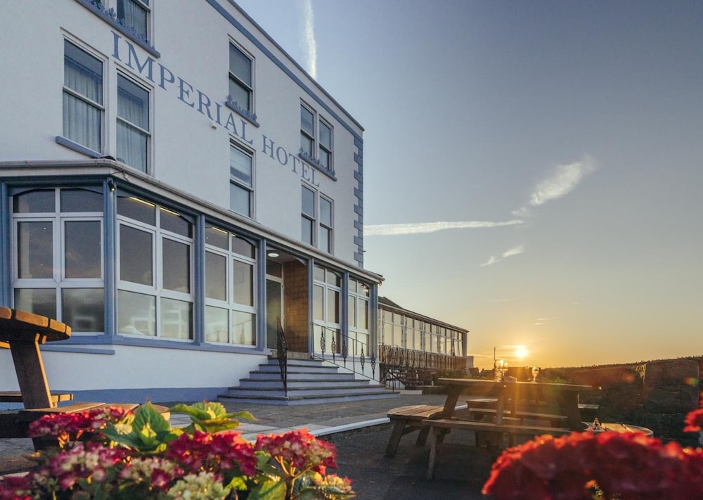 The Imperial Hotel - last minute hotel in Torteval