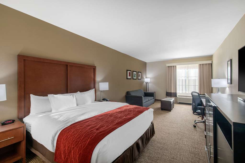 Comfort Inn & Suites Cedar Hill Duncanville - photo 21