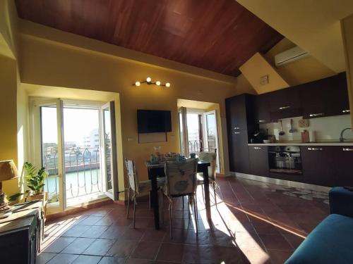 Il Vecchio e il Mare — 4-Star Luxury Hotel in Fiumicino-Isola Sacra, Italy