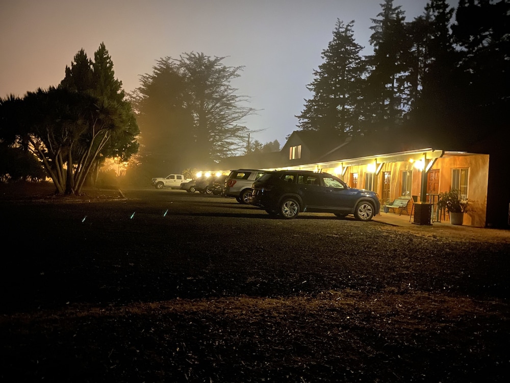 B.Side Motel Rv - photo 51