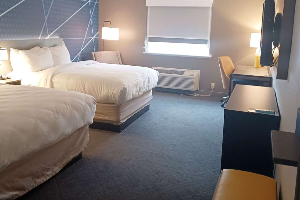 Comfort Inn Edinburgh Columbus - photo 9