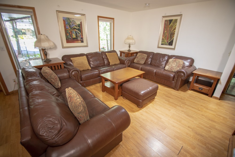 Coachlite Inn - photo 36