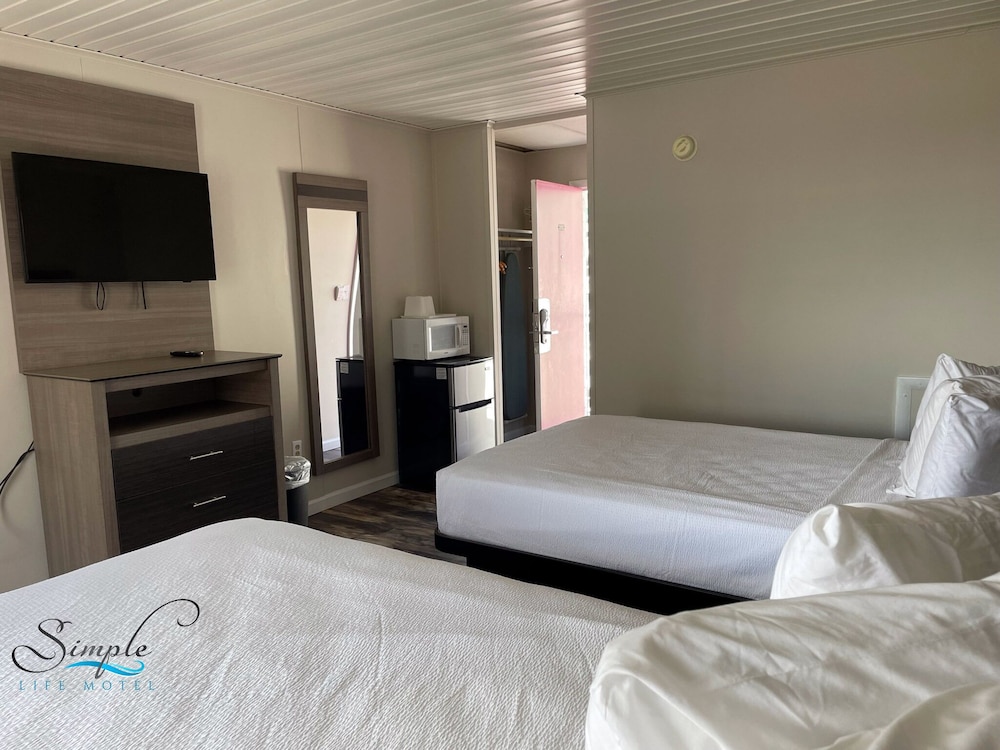 Simple Life Motel - photo 6