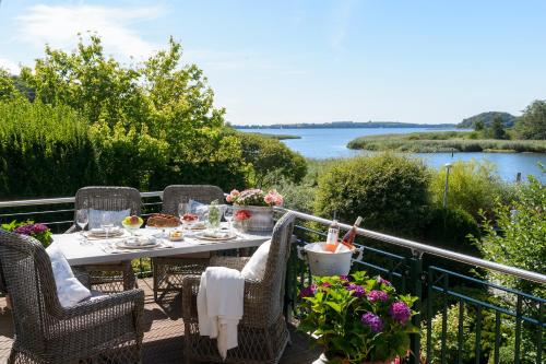 Weisst Du noch Gästehäuser & Suiten Rügen — 4-Star Luxury Hotel in Seedorf, Germany