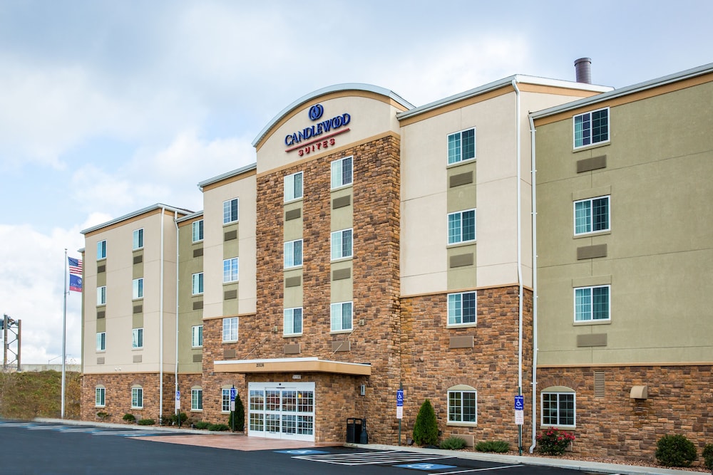 Candlewood Suites Pittsburgh Cranberry an IHG Hotel - featured photo