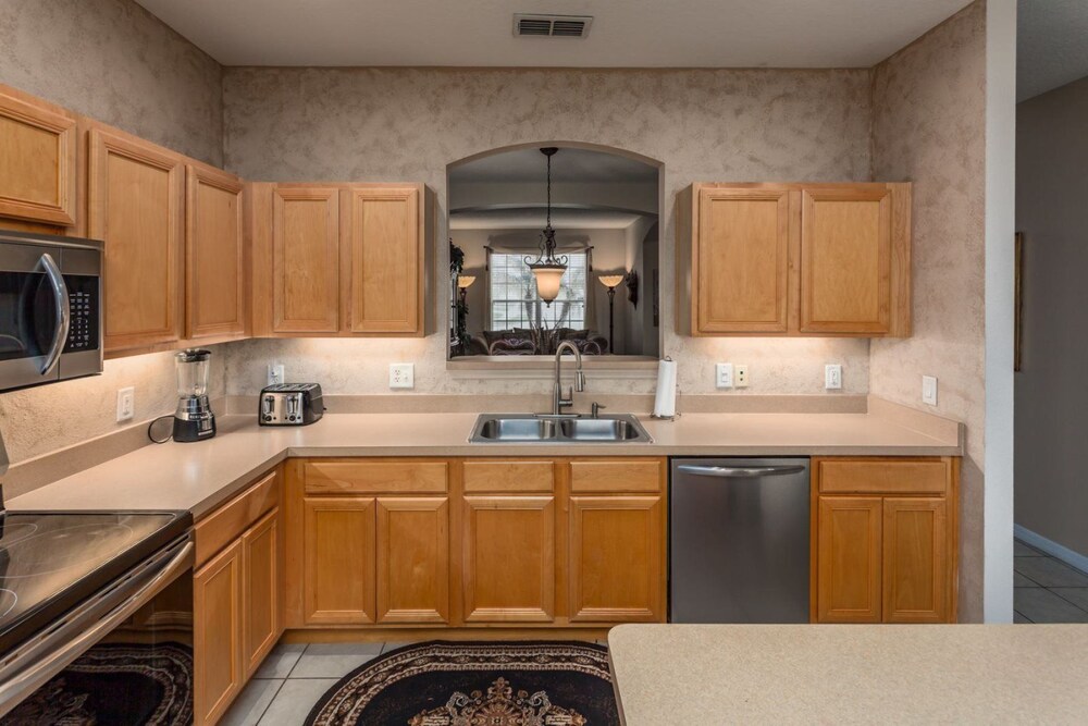 6 Br Pool and Spa Home in Aviana Resort - photo 17