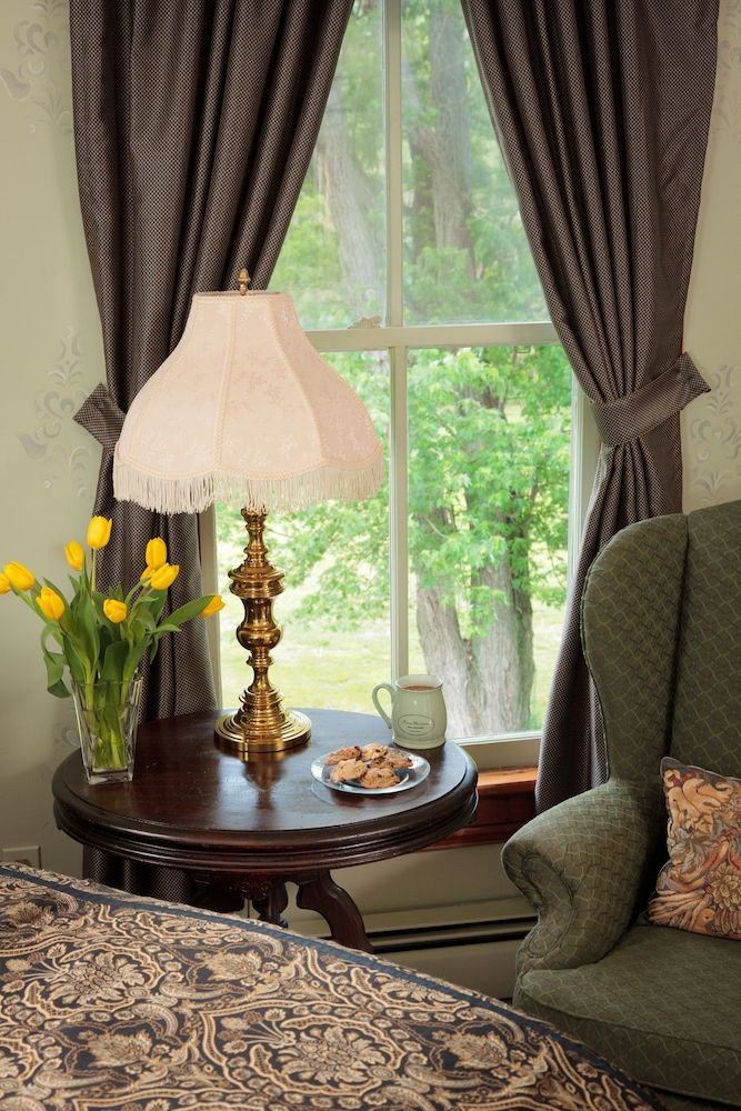 Afton Mountain Inn 10808927 — Afton