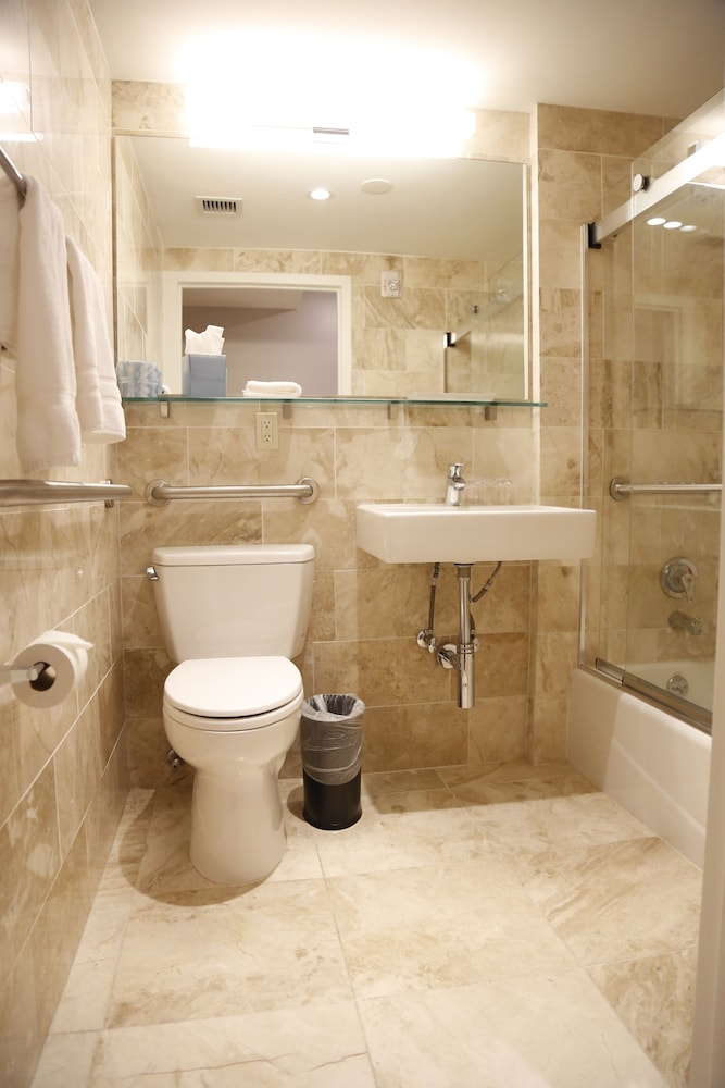 Hotel 32 32 - photo 9