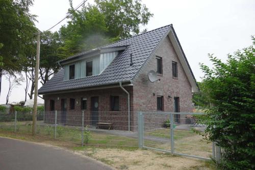 Ferienhaushalfte Dunenblick — Seeheilbad Graal Mueritz