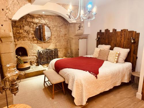 La Lavandiere Centre Historique Fibre Ess Rez De Chaussee Bedinshop — hotel in Romans-Sur-Isere