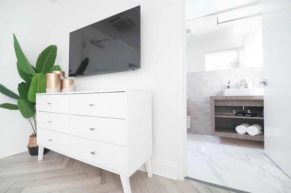 Luxuri Suites - photo 96