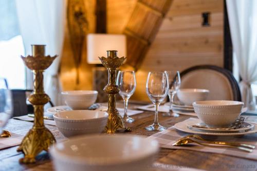 Les 3 Cavaliers Les Chalets Spa Canada in La Malbaie, Canada