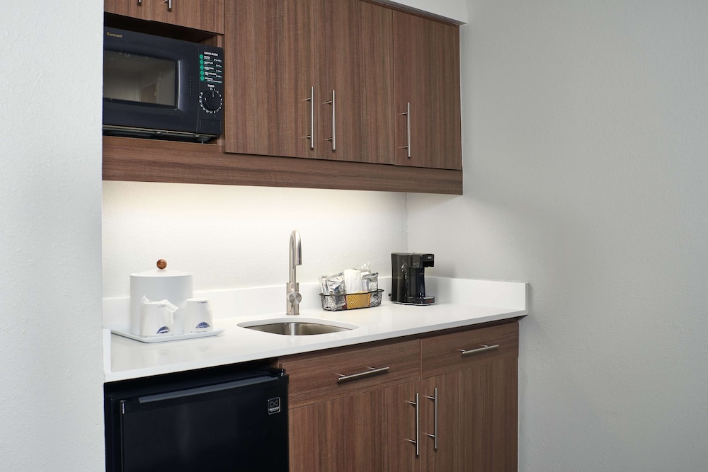 Hampton Inn Jupiter Juno Beach - photo 23