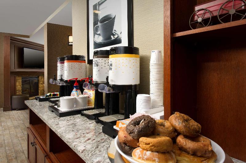 Hampton Inn Rochester North