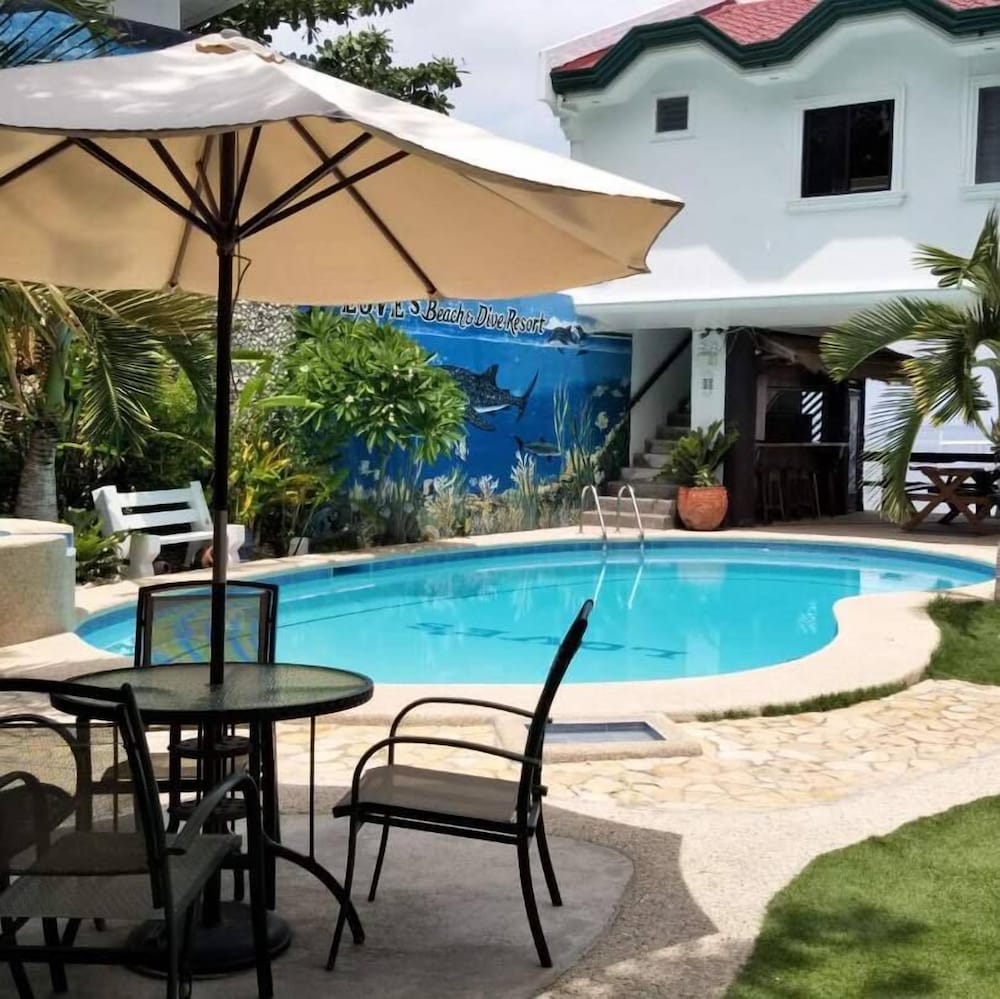 Love’s Beach and Dive Resort in Moalboal, Philippines