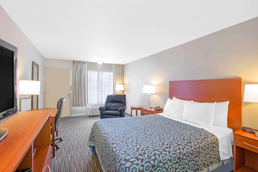 Days Inn By Wyndham Wilmington University - photo 6