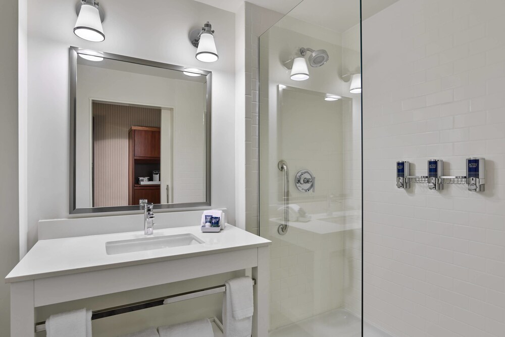 Four Points By Sheraton Dallas Fort Worth Airport North - photo 7
