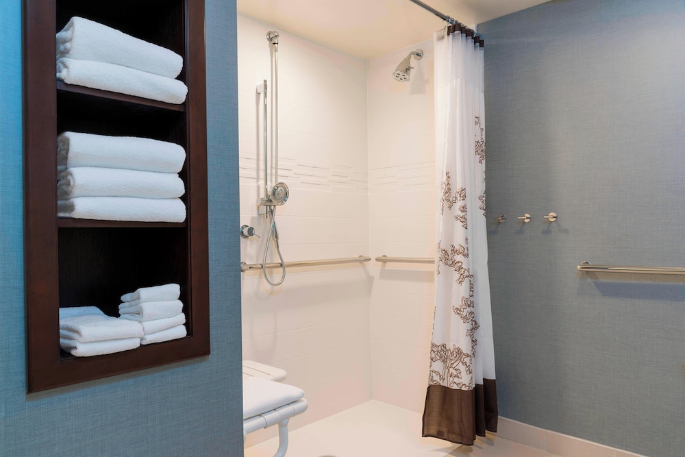 Residence Inn Milwaukee West - photo 16