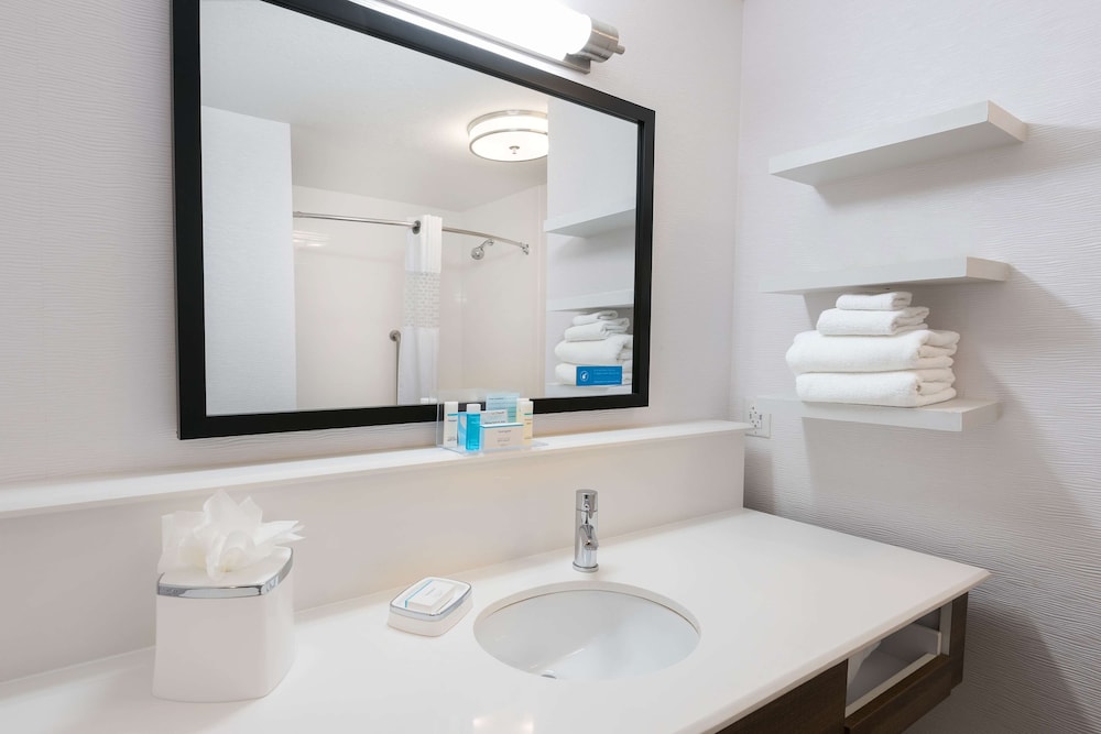 Hampton Inn & Suites San Antonio Brooks City Base - photo 23