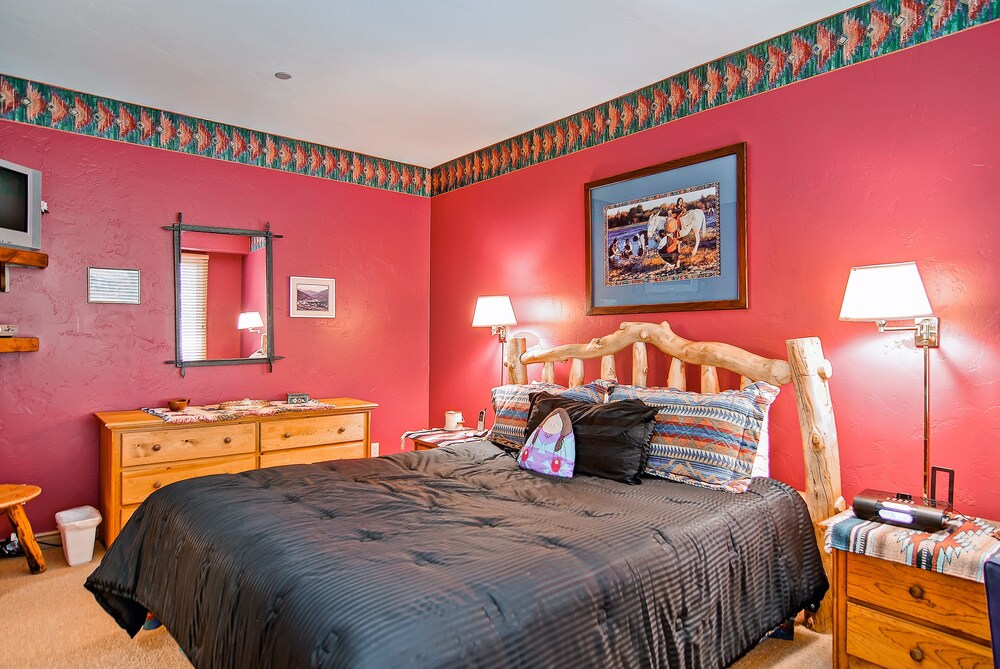 Highlands Slopeside by East West Hospitality - photo 61