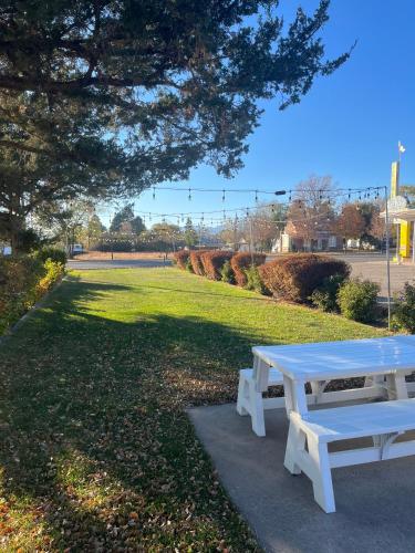 DeLano Motel & RV Park Beaver - photo 9