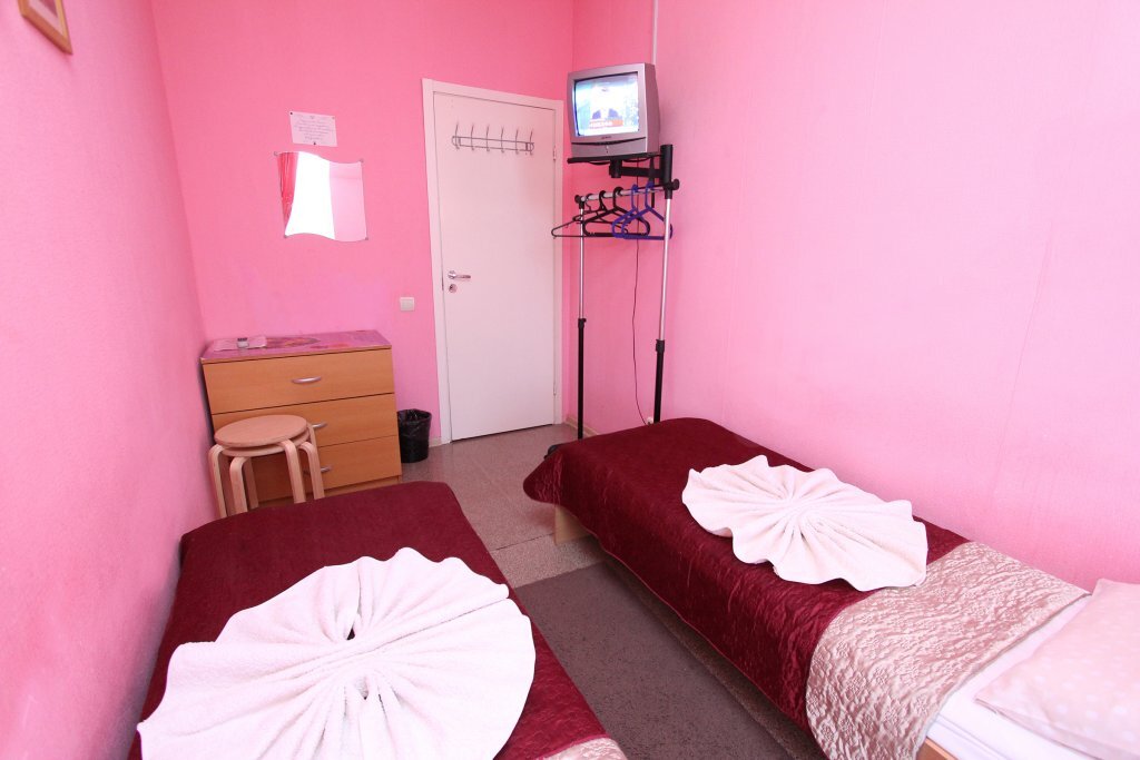 Krasny Kovrik na Pushkinskoy in Shaturtorf, Russia