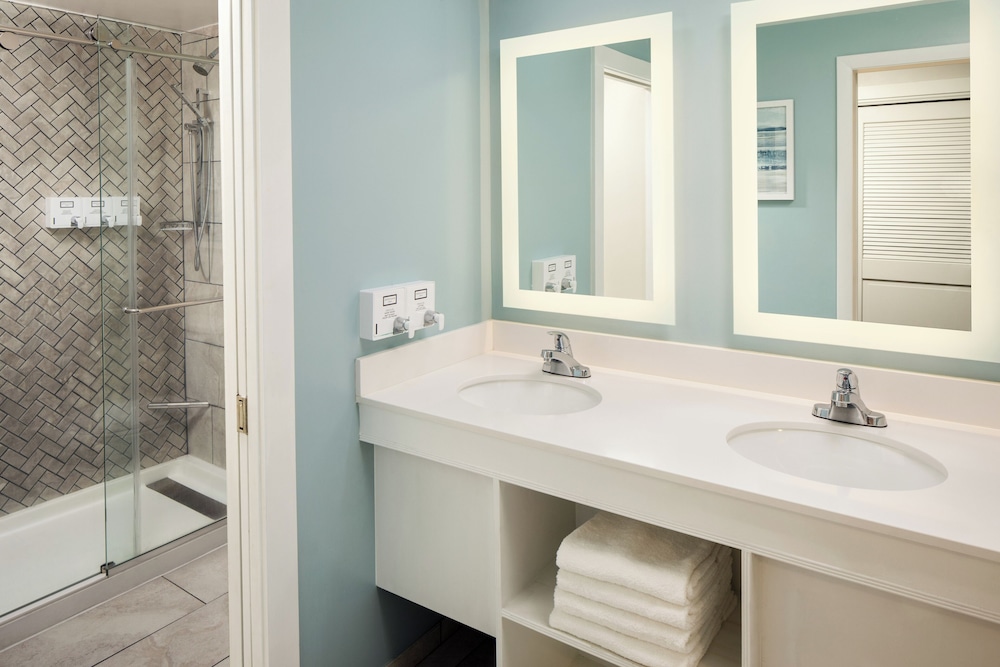 Surfside Hotel and Suites - photo 48