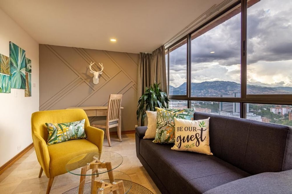 Alcázar de Oviedo By EE Hotels in Medellin, Colombia