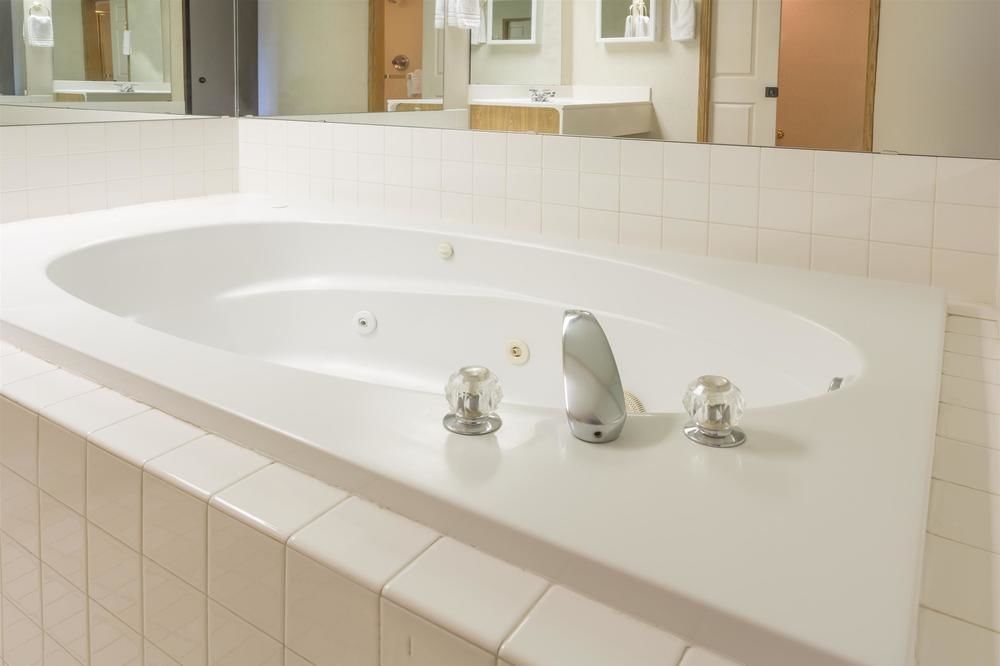 SureStay Plus Hotel by Best Western Portland East - photo 2