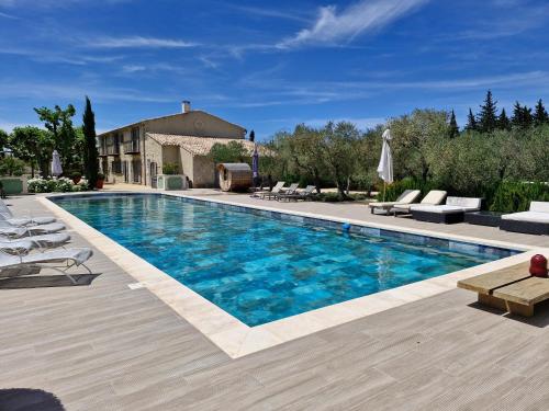 Mas Romainho Luxe et Charme à St Rémy in Saint-Remy-De-Provence, France