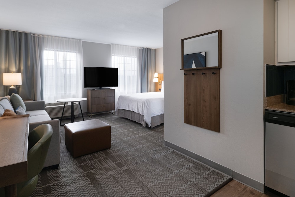 Staybridge Suites Columbus Dublin - photo 16