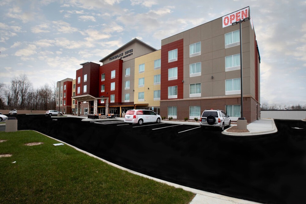 Towneplace Suites By Marriott Louisville Airport — Louisville