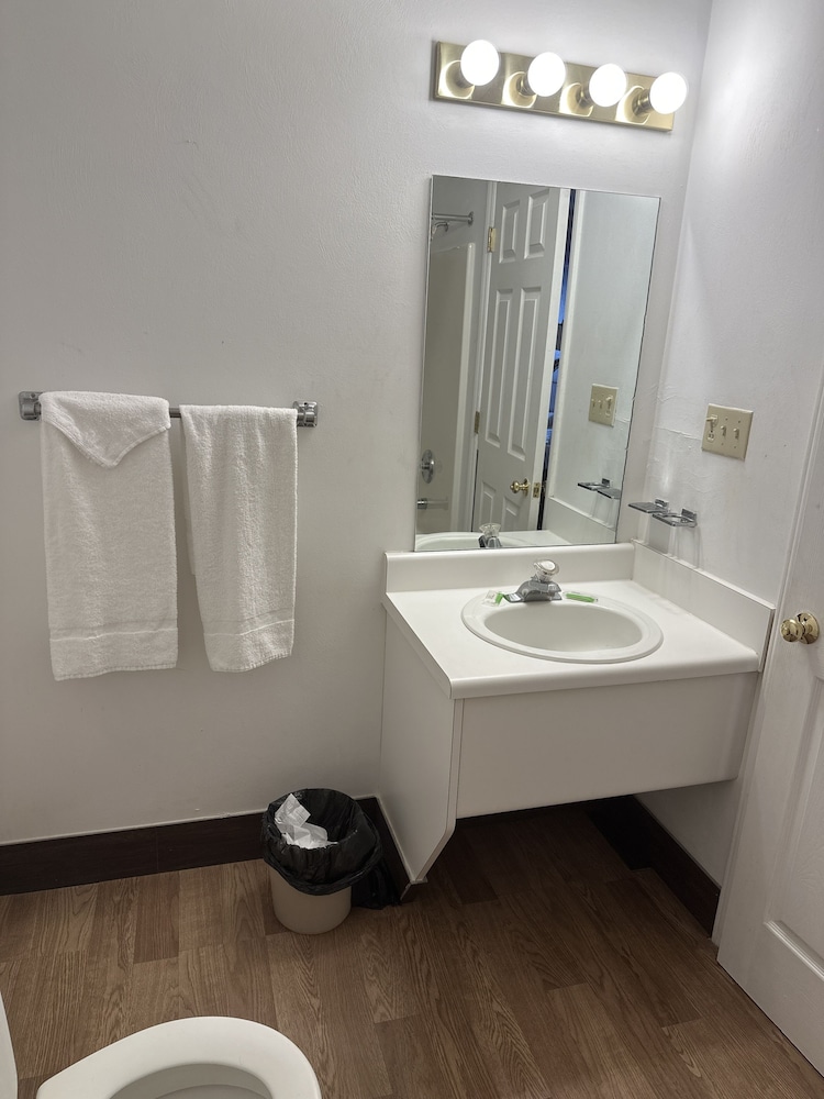Lakeinn - photo 22